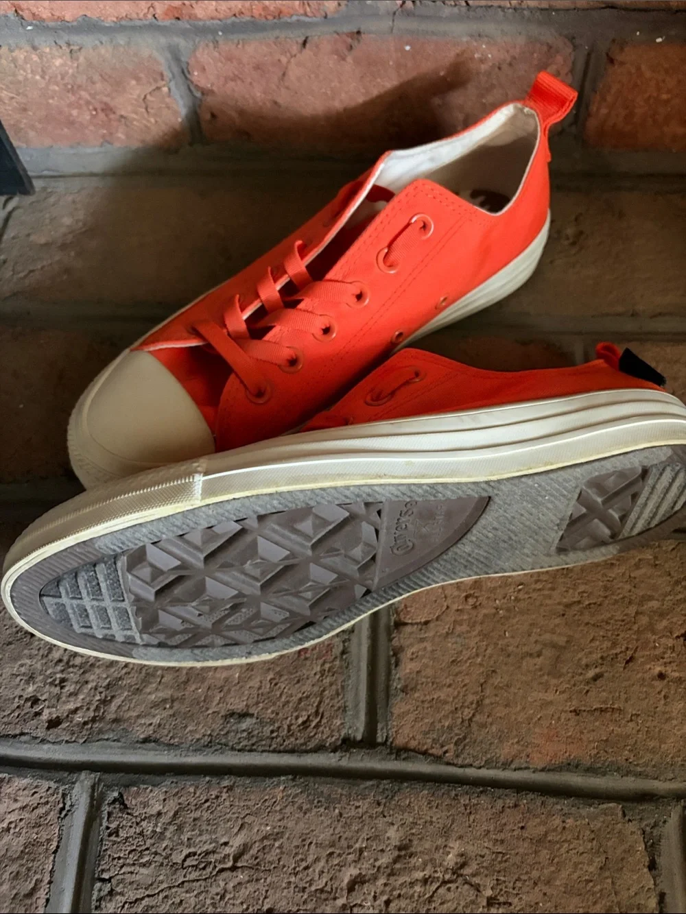 Converse bright orange